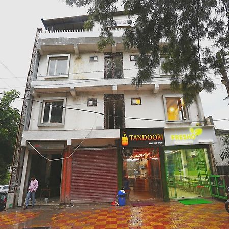 Hotel Rosewood Inn Rājpur Exteriör bild