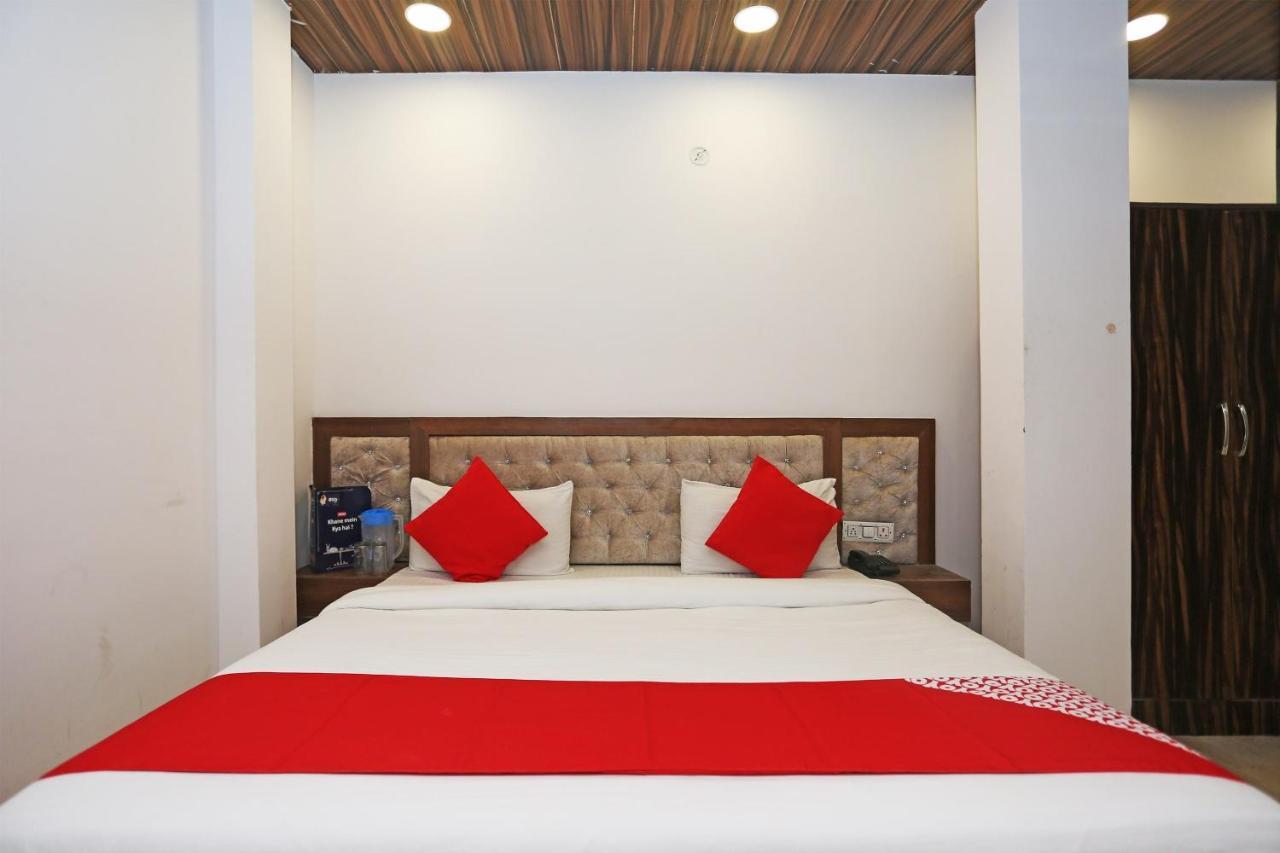 Hotel Rosewood Inn Rājpur Exteriör bild