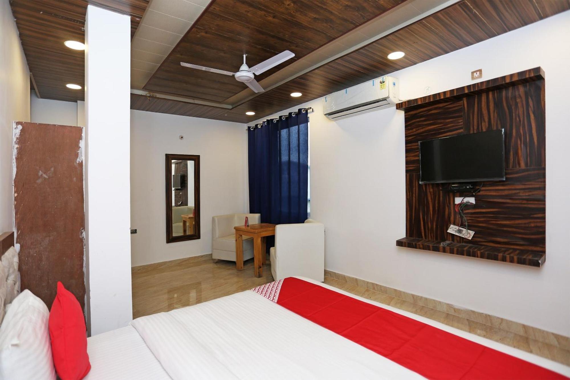 Hotel Rosewood Inn Rājpur Exteriör bild