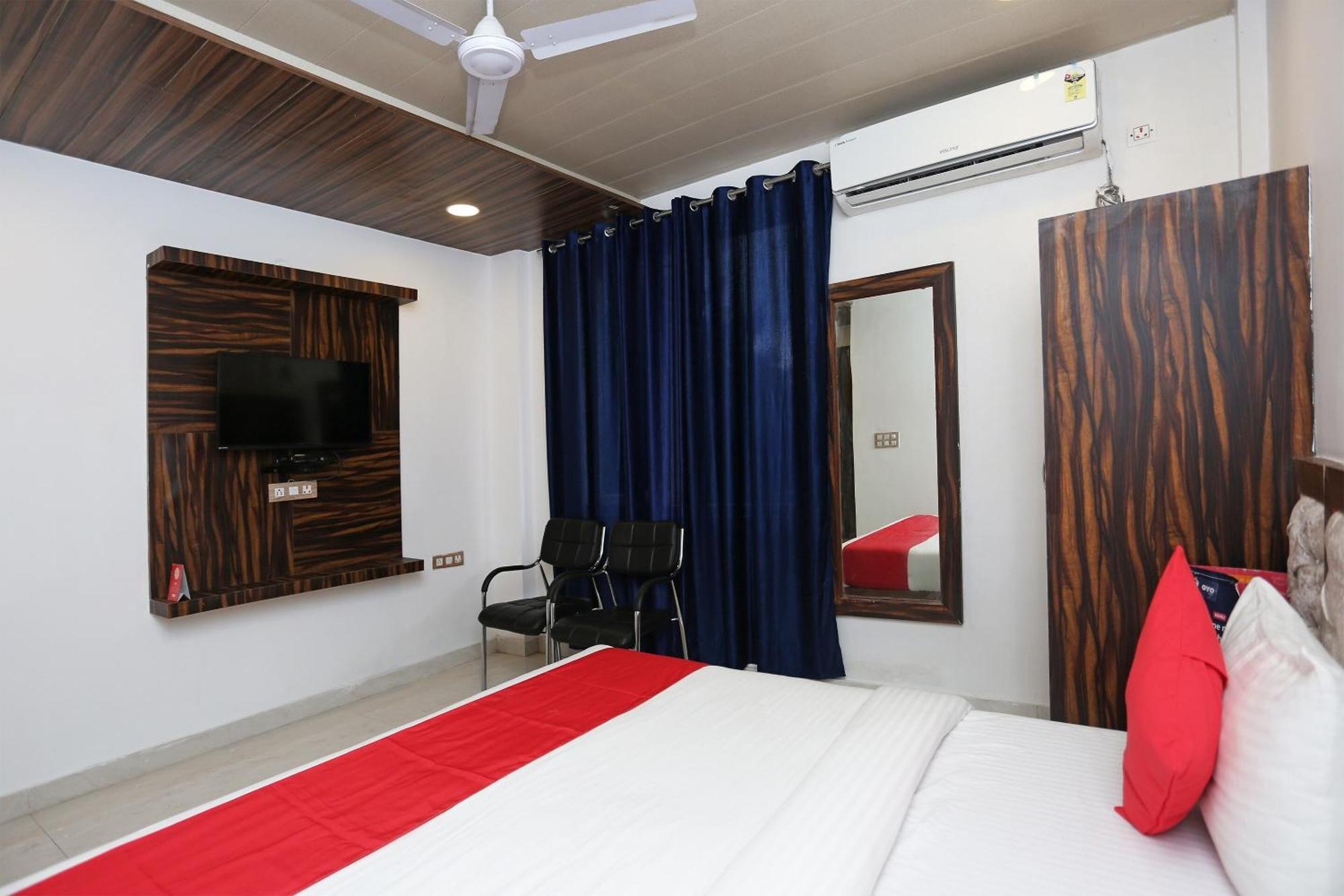 Hotel Rosewood Inn Rājpur Exteriör bild