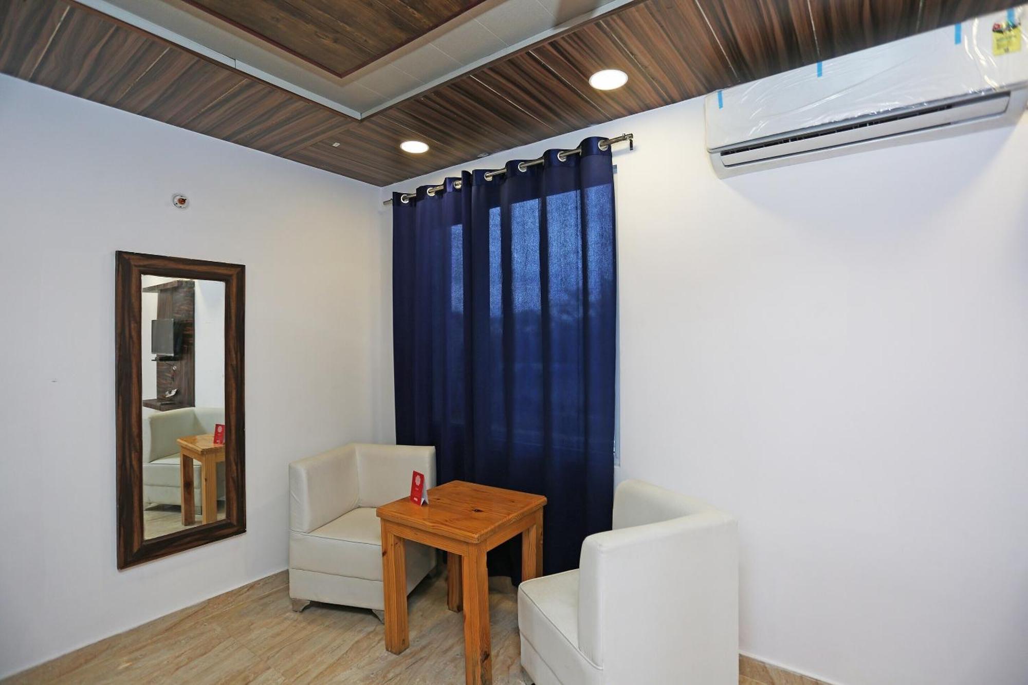 Hotel Rosewood Inn Rājpur Exteriör bild